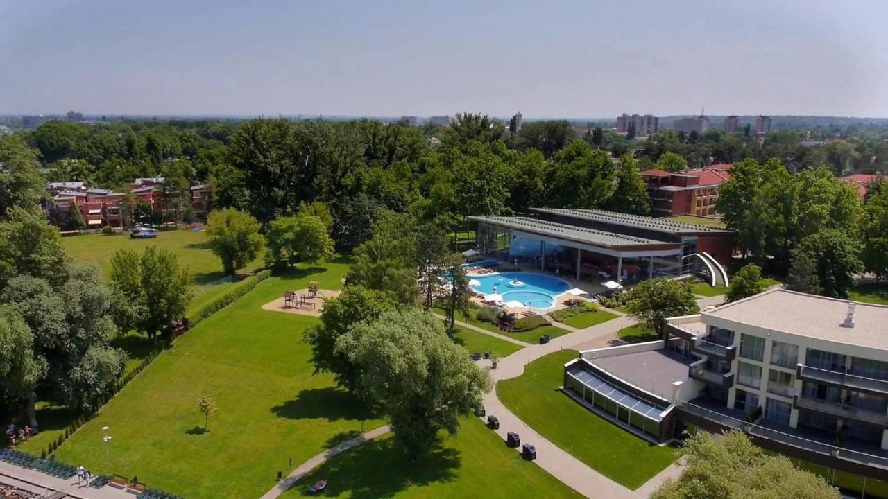 Mf Villa Azur Wellness Apartment シオーフォク エクステリア 写真
