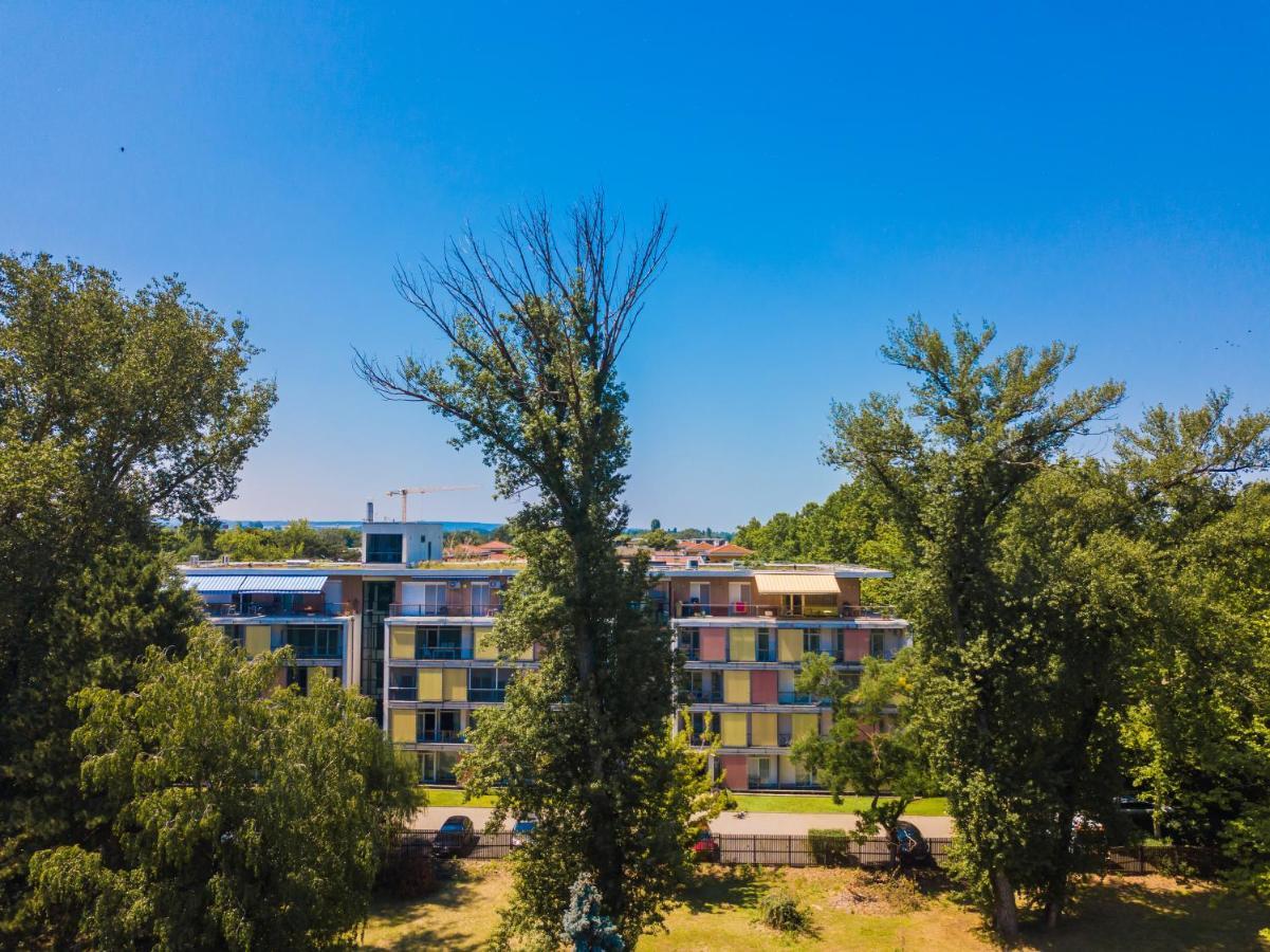 Mf Villa Azur Wellness Apartment シオーフォク エクステリア 写真