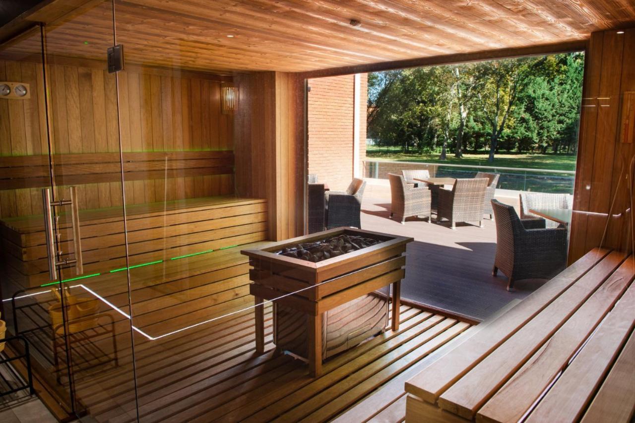 Mf Villa Azur Wellness Apartment シオーフォク エクステリア 写真